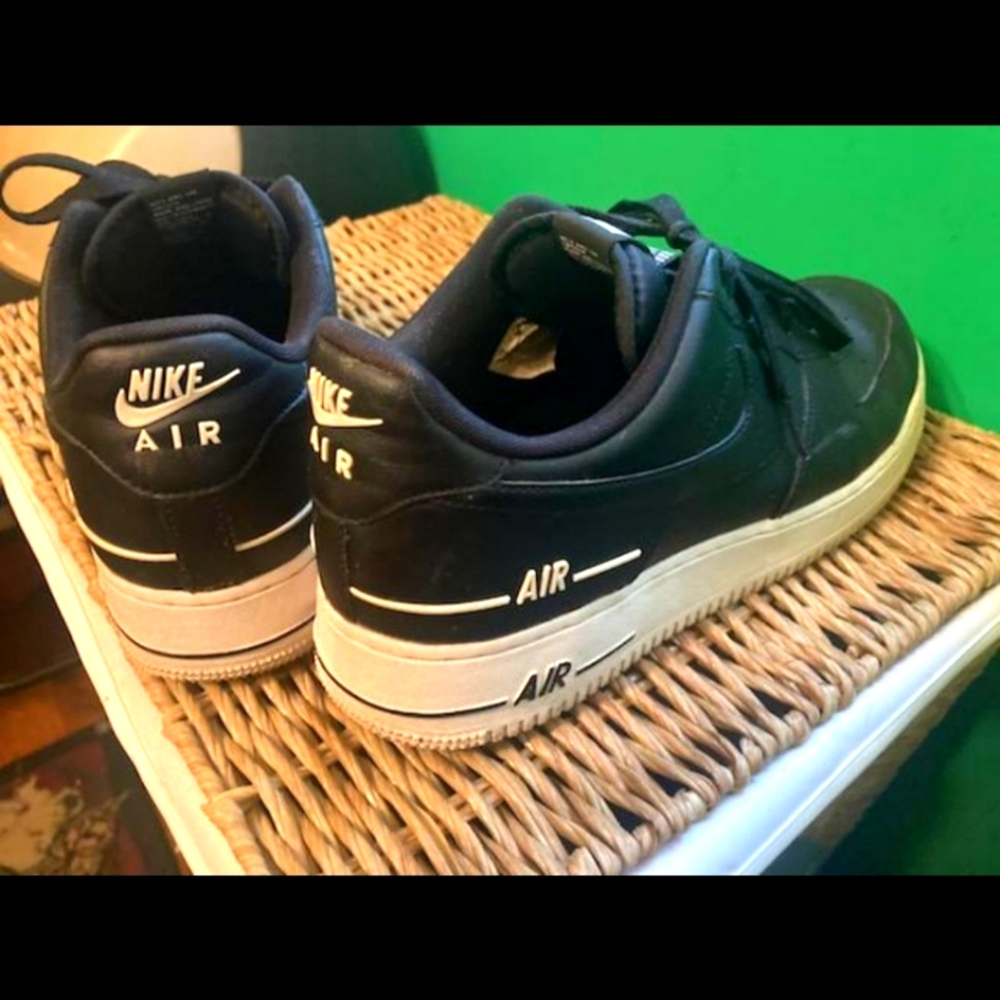 Nike Air black size 11